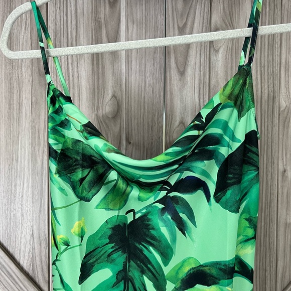 NWOT Party Dress Tropical Princess Polly Long Green Silky Hawaii Large - Picture 4 of 6